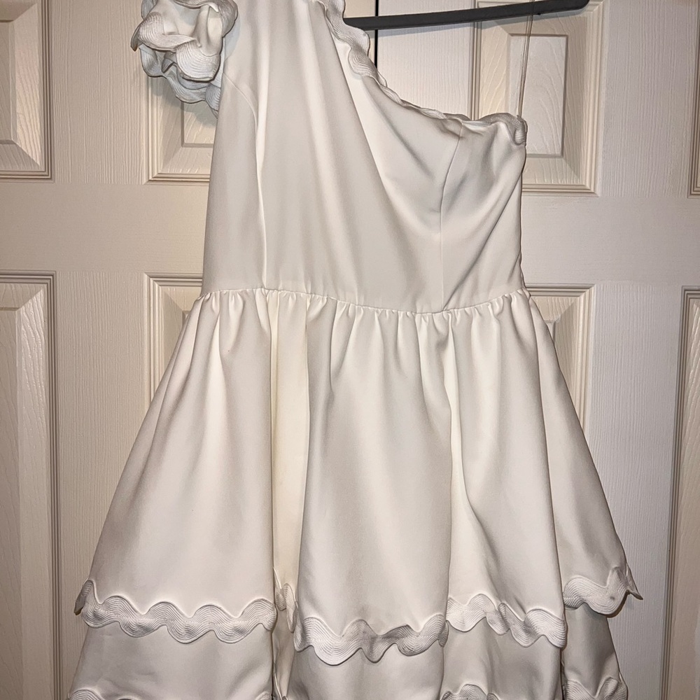 White Dress - Perfect for bridal seasons!